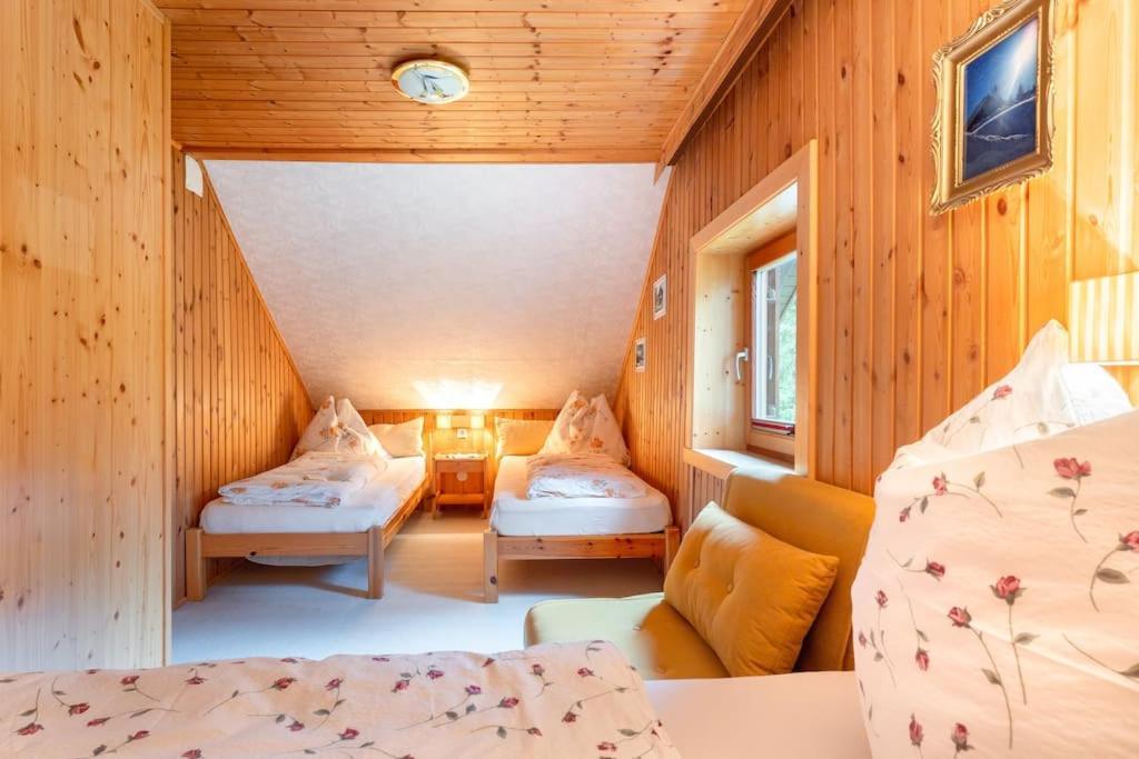 Gemuetliche Huette In Den Bergen Villa Sonnenalpe Nassfeld Luaran gambar
