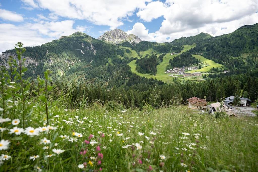 Gemuetliche Huette In Den Bergen Villa Sonnenalpe Nassfeld Luaran gambar