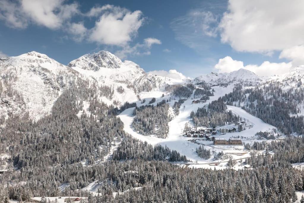 Gemuetliche Huette In Den Bergen Villa Sonnenalpe Nassfeld Luaran gambar